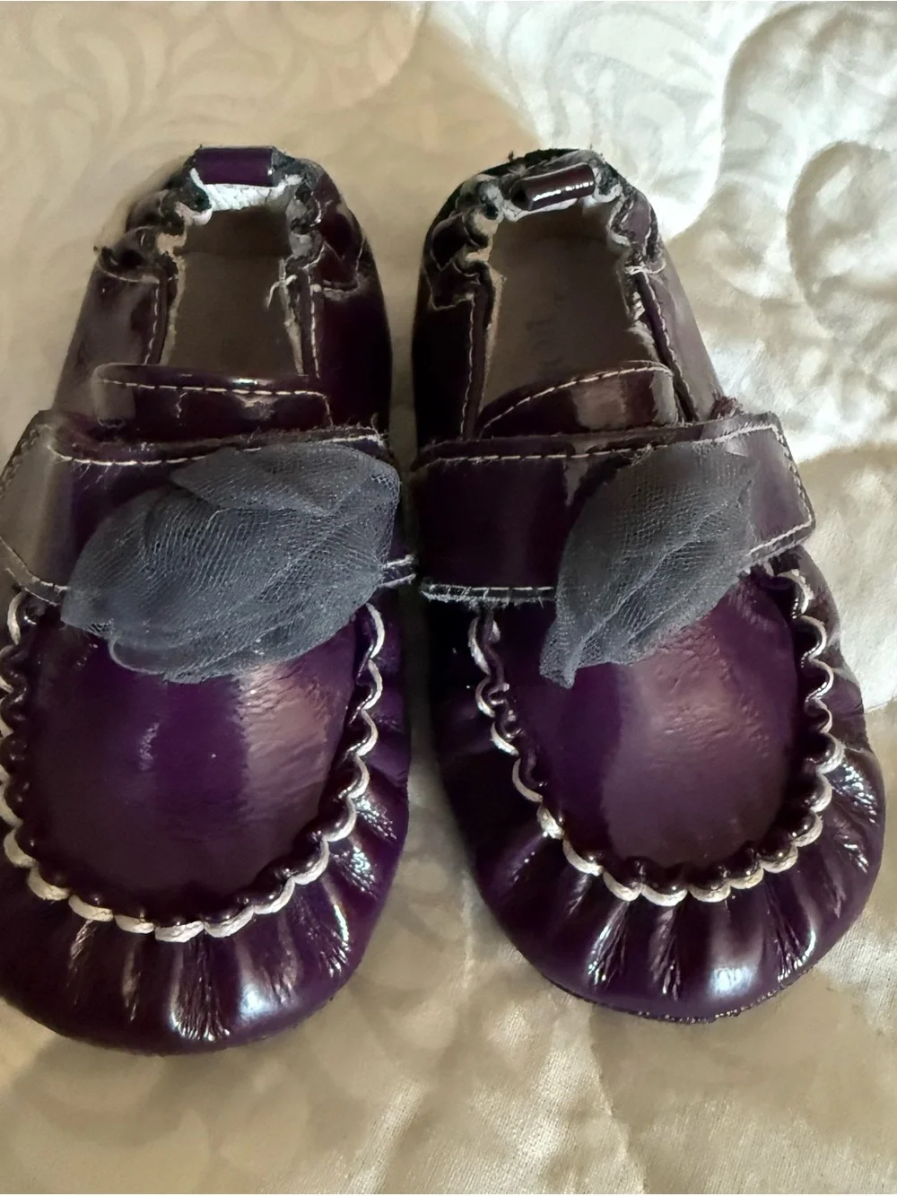 Robeez Shiny Purple Patent Mary Jane Shoes with Tulle Accent